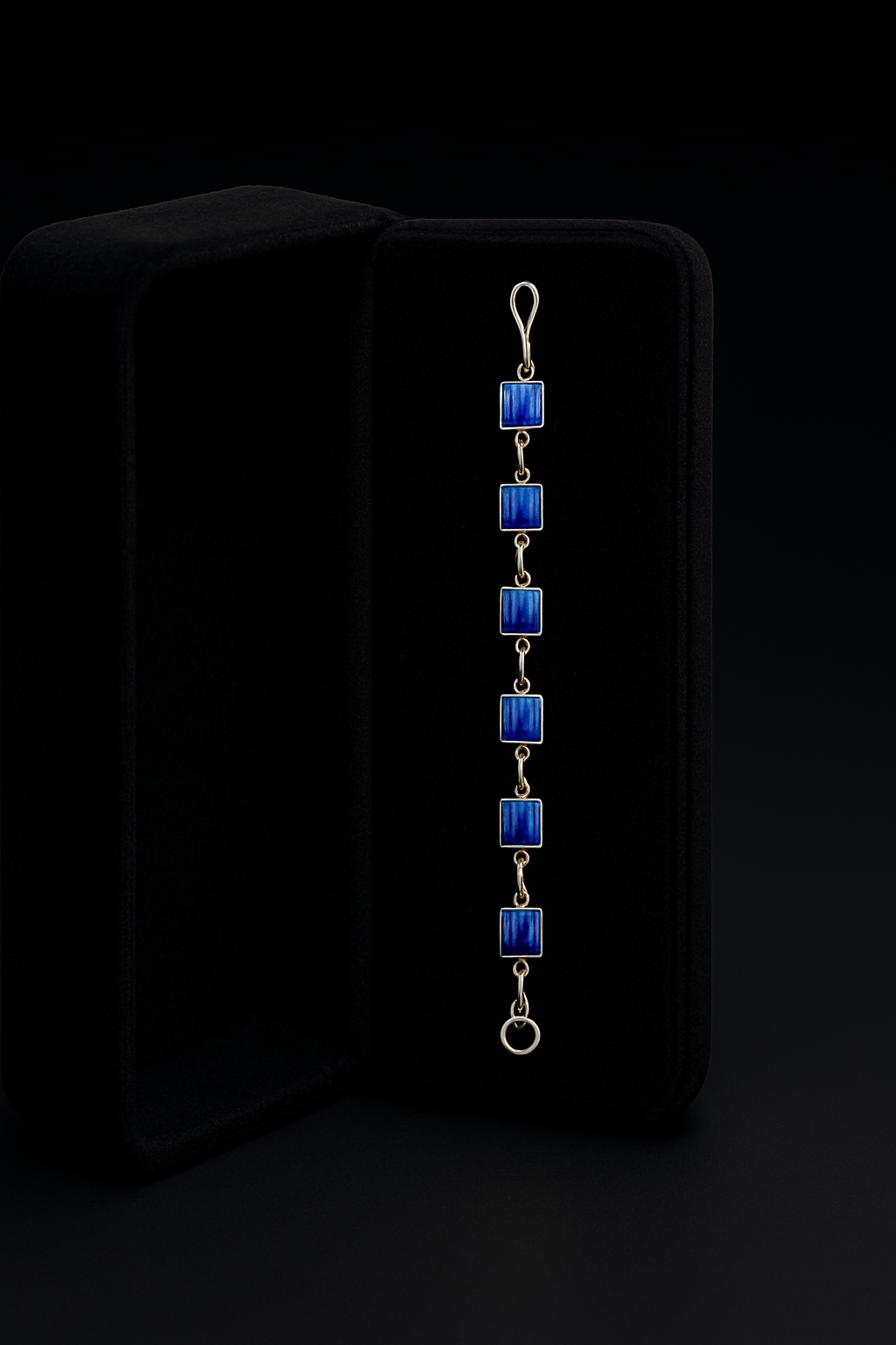 Timeless Elegance – Lapis Lazuli & Silver Link Bracelet